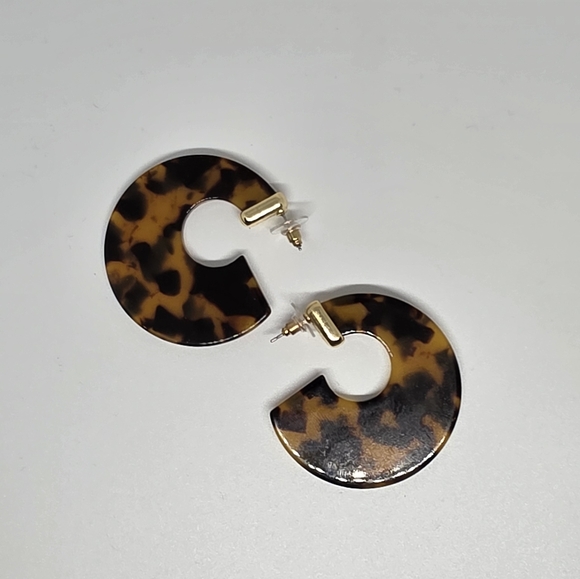 Jewelry - Tortoise Shell Hoop Earrings